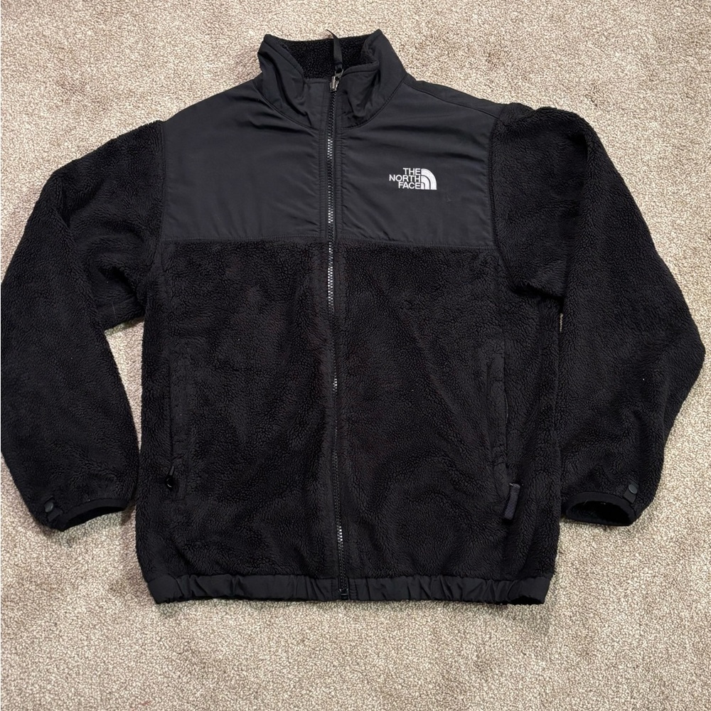 The North Face Girls Black Performance Jacket